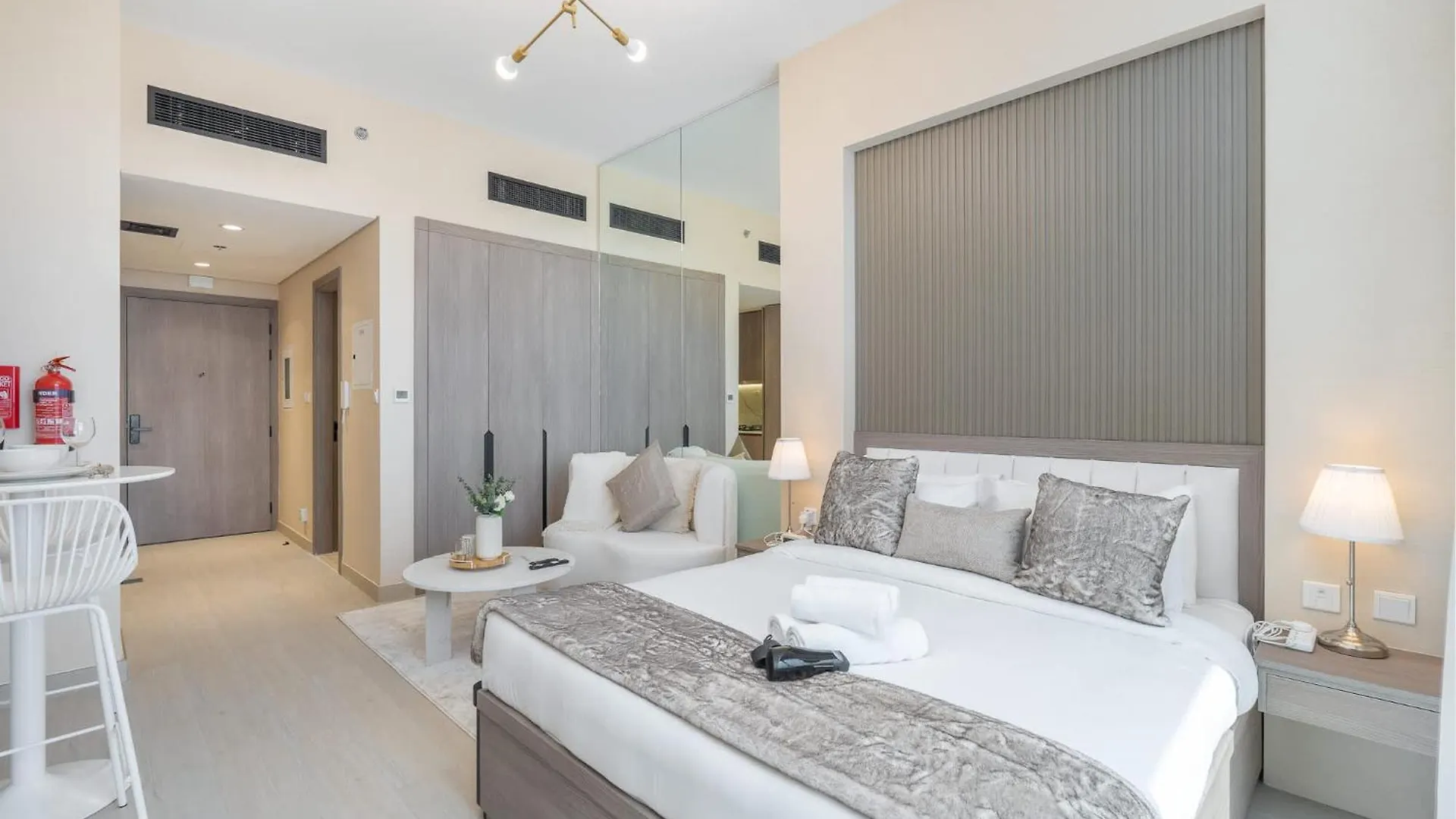 Heart Captivating Studio In Laya Heights Dubai