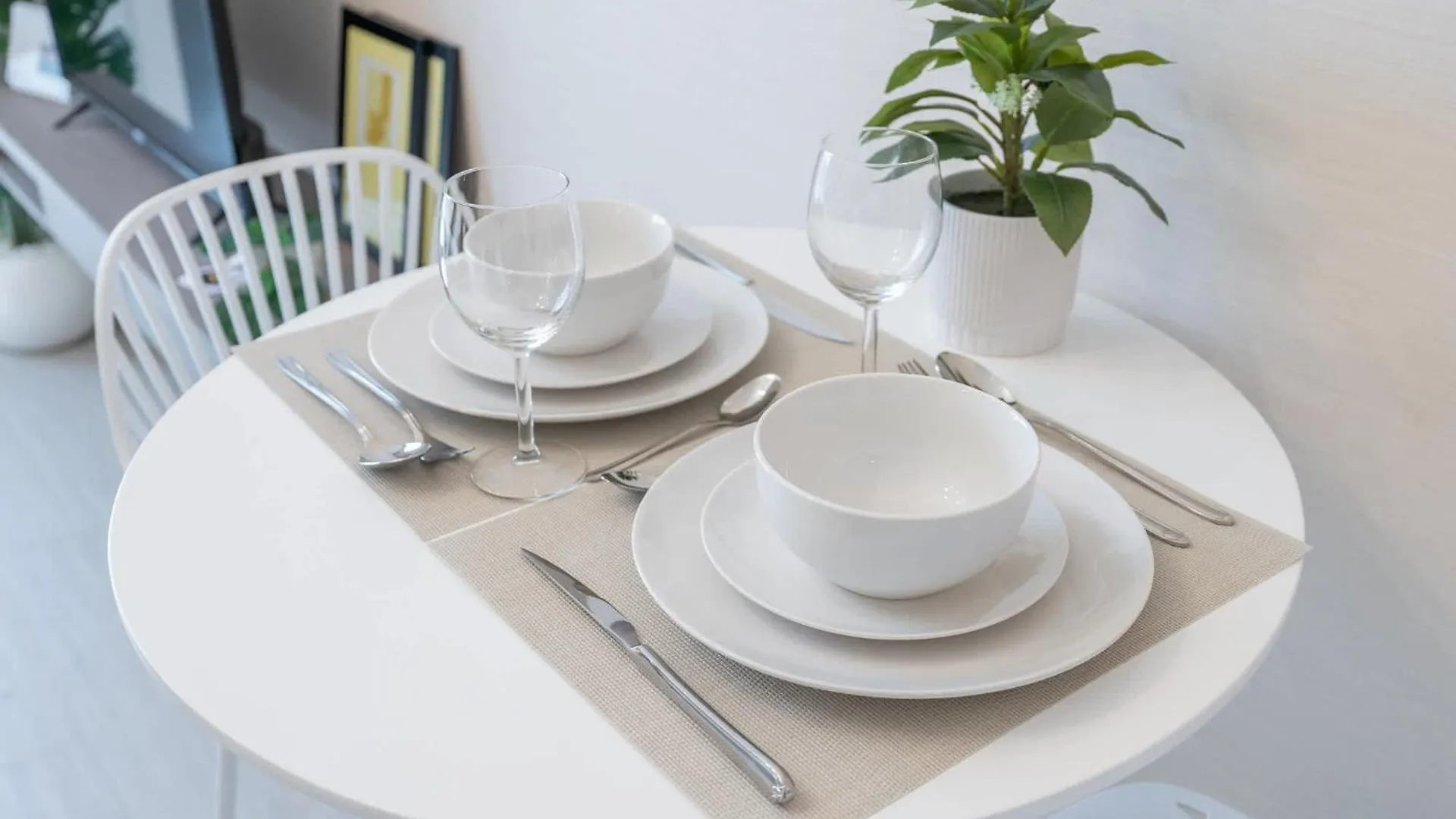 Heart Captivating Studio In Laya Heights Dubai 0*,